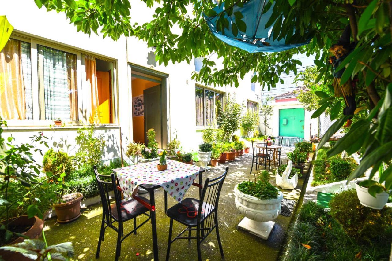 Lovely Apartment W/ Ac + Bath. + Kitchen + Parking And Garden Shkoder Ngoại thất bức ảnh